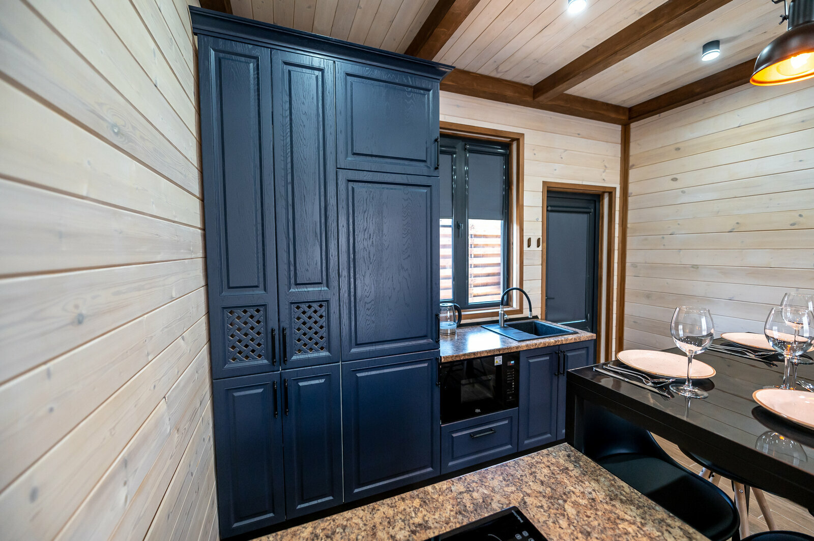 Дом  с террасой, навесом, мангалом, бассейн включен в стоимость проживания