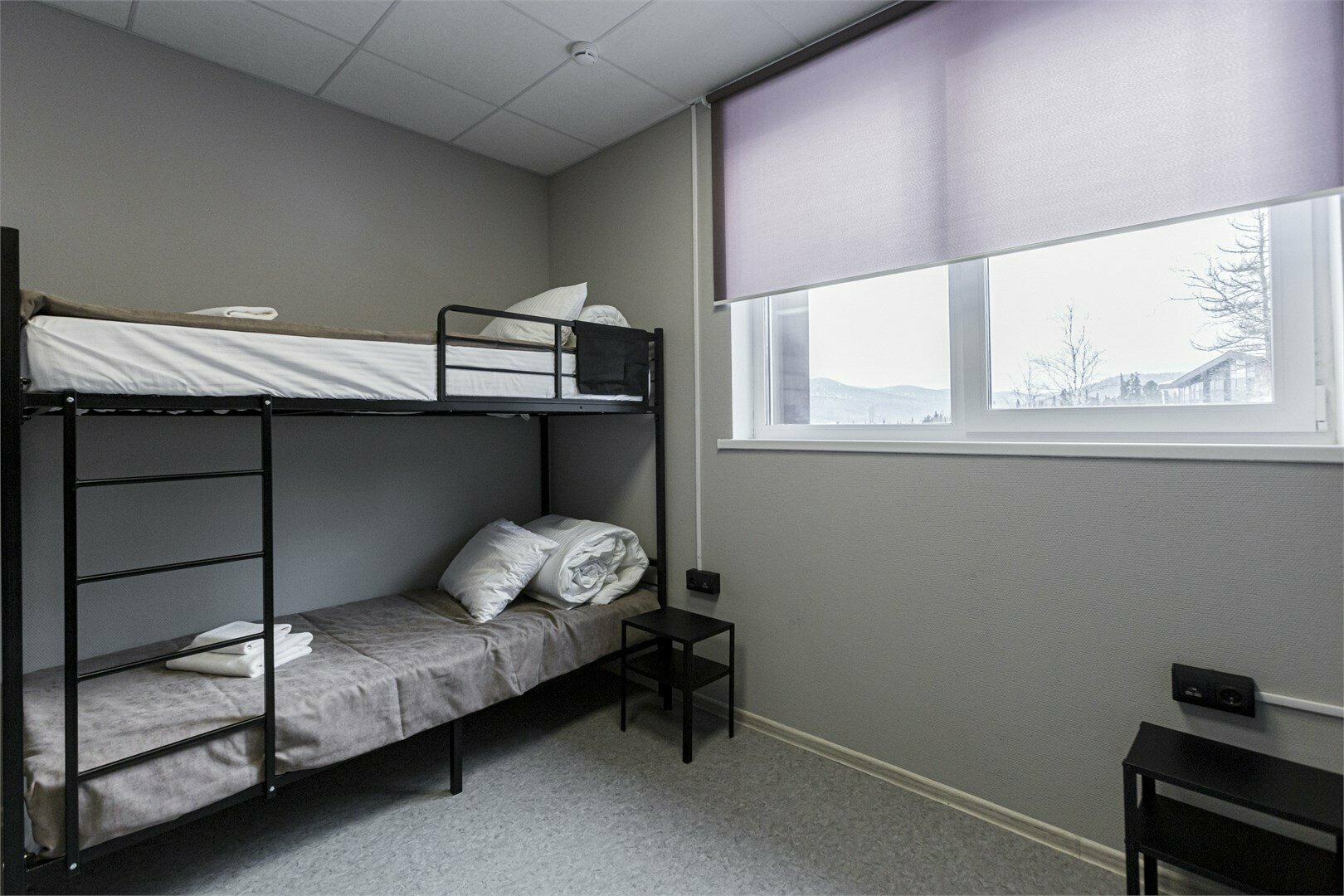 Кровать в общем 6-местном номере