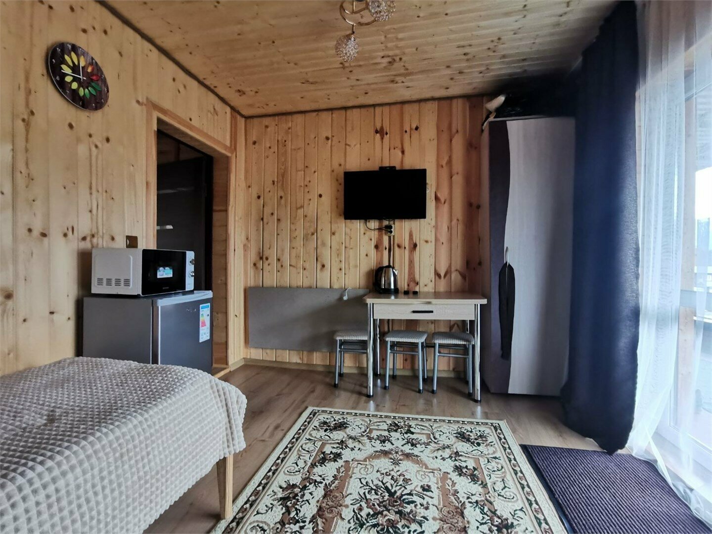 Семейный номер с террасой