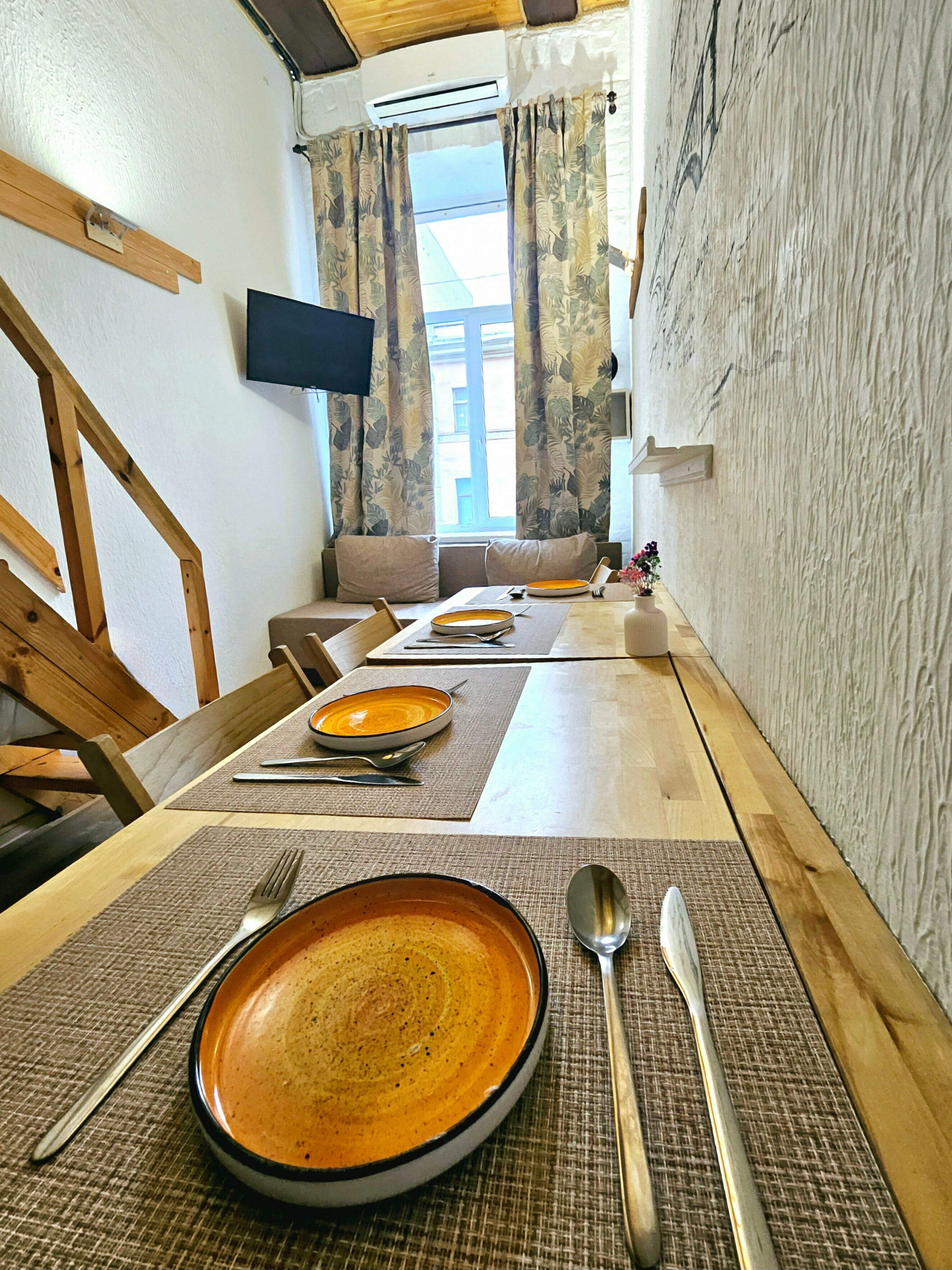 Двухуровневая студия на набережной канала Грибоедова