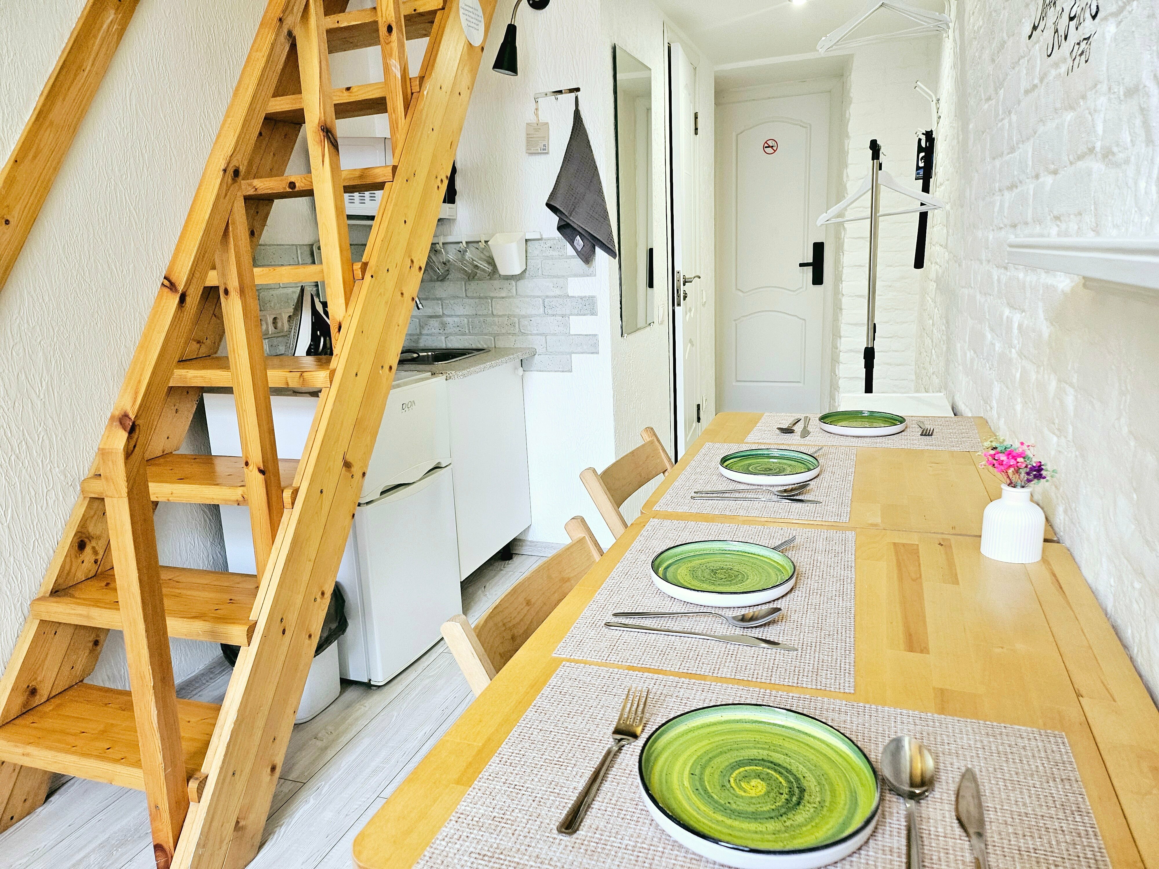 Двухуровневый, уютный номер Казанской