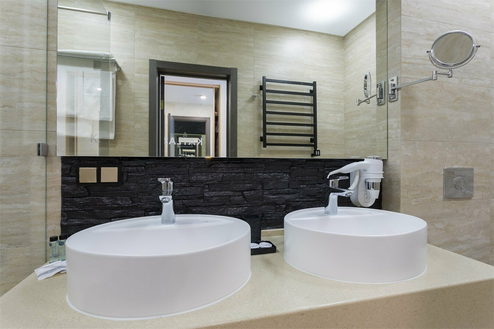 Улучшенный двухместный номер с 1 кроватью