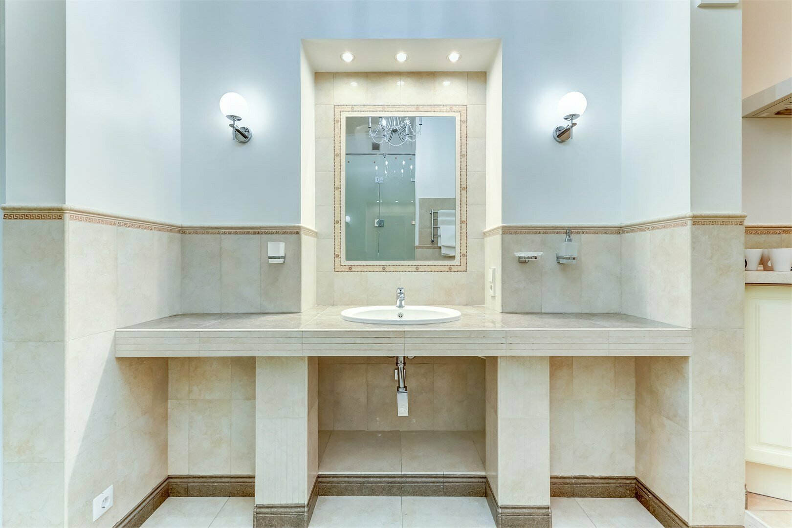 Апартаменты Лайт на Караванной