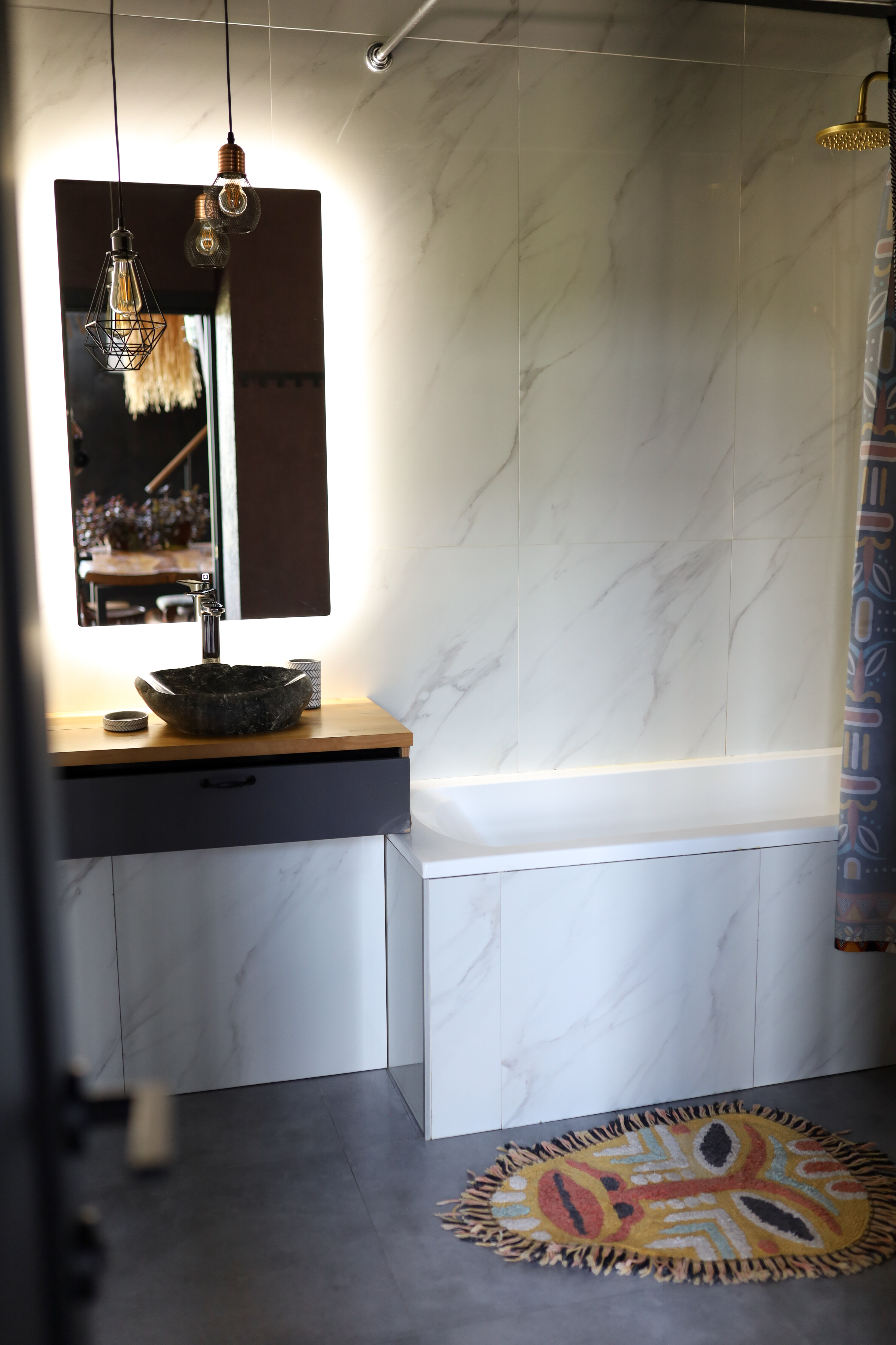 Дом Барн Хаус чёрный 85м2 с уникальным дизайном и тремя изолированными комнатами