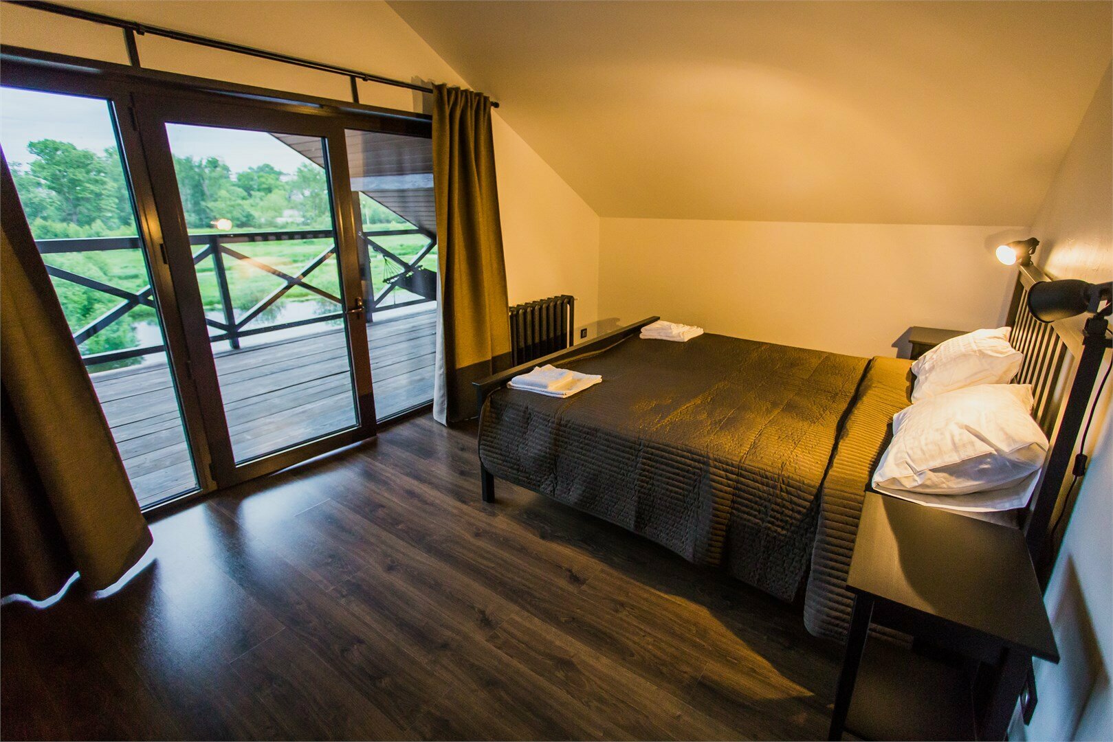 Дом 2 с басейном и хамамом