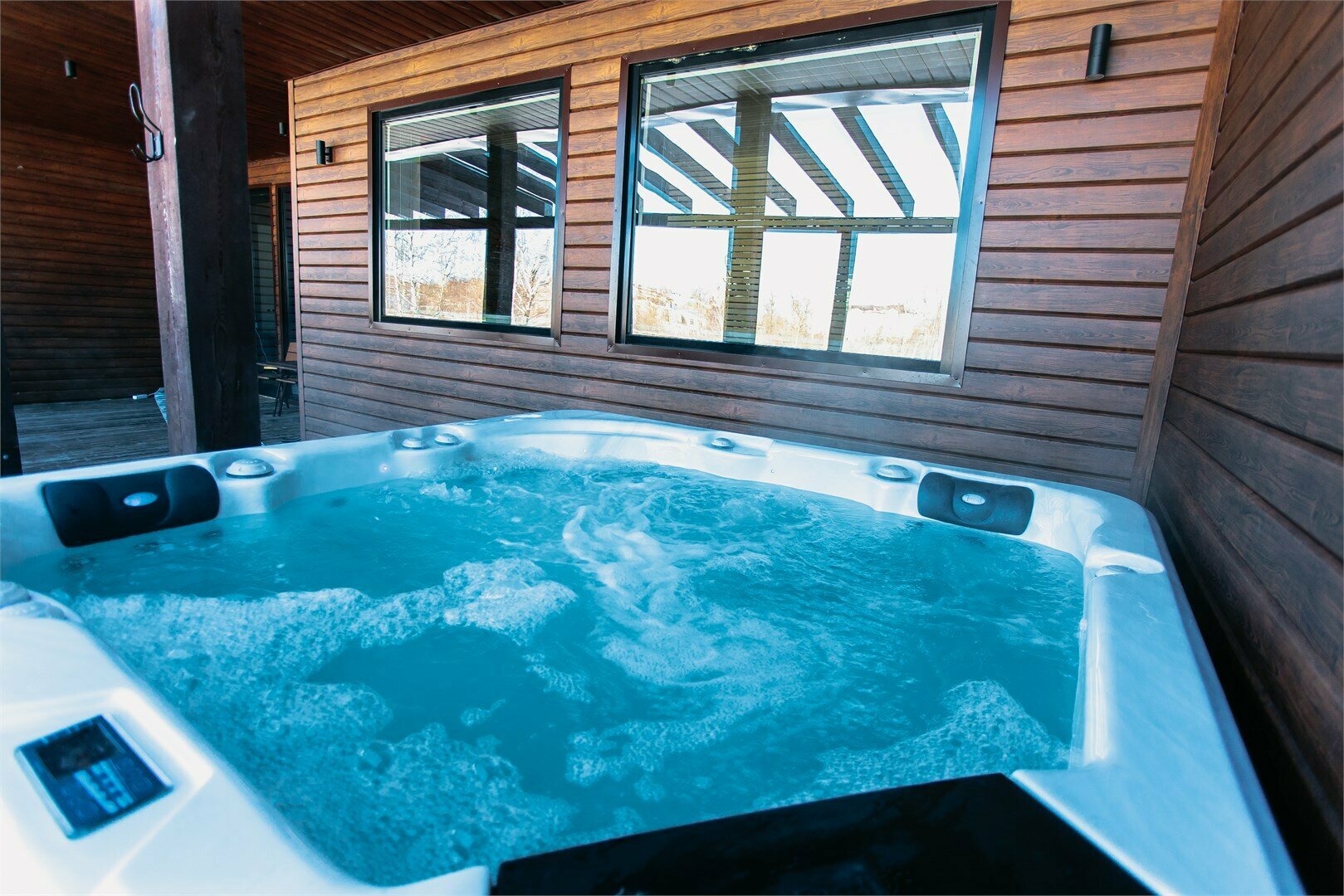 Дом 4 с джакузи и сауной