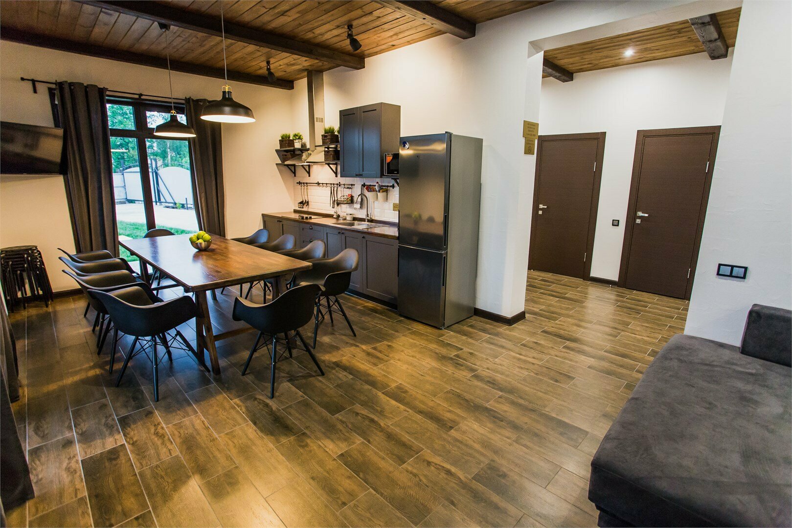 Дом 2 с басейном и хамамом