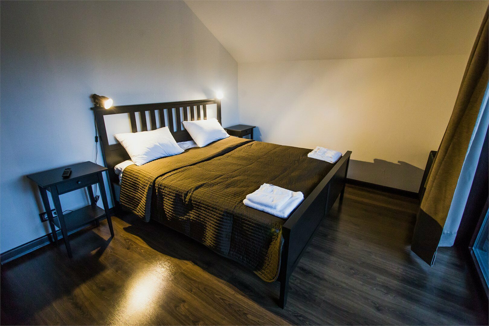 Дом 2 с басейном и хамамом