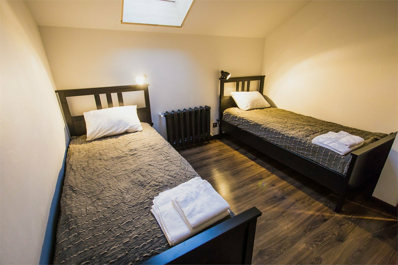 Дом 2 с басейном и хамамом