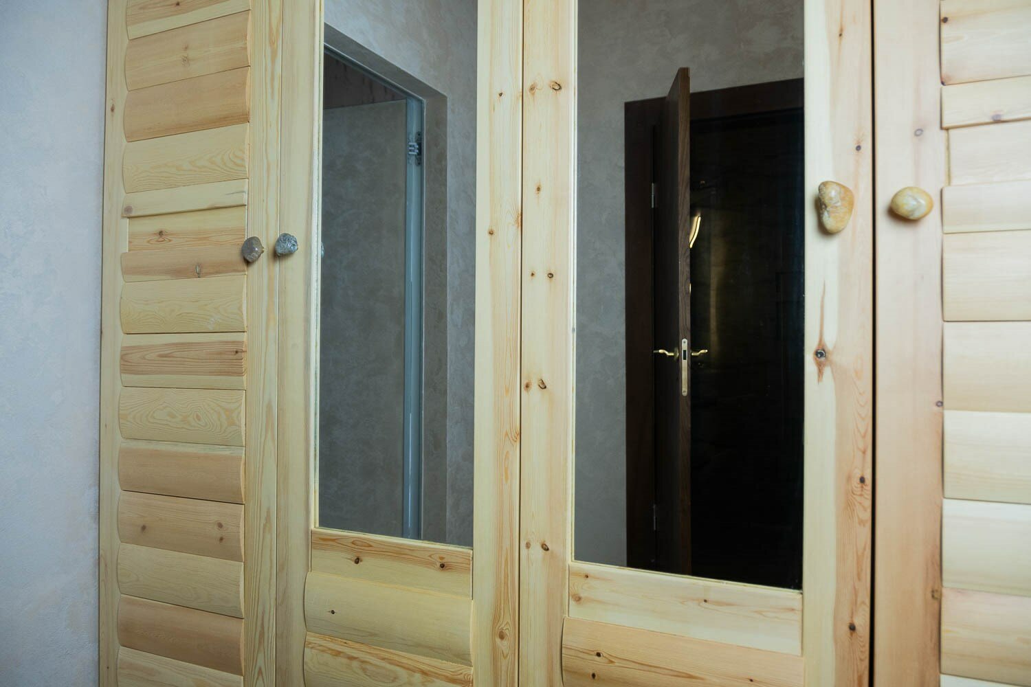 Джуниор Сьюит 205 Авторский  дизайн Домик Лесника