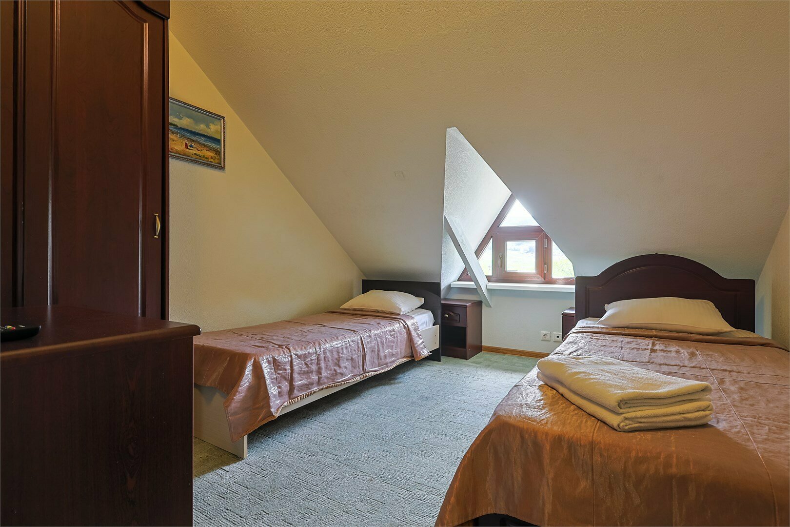 Стандарт 2-х местный на мансарде