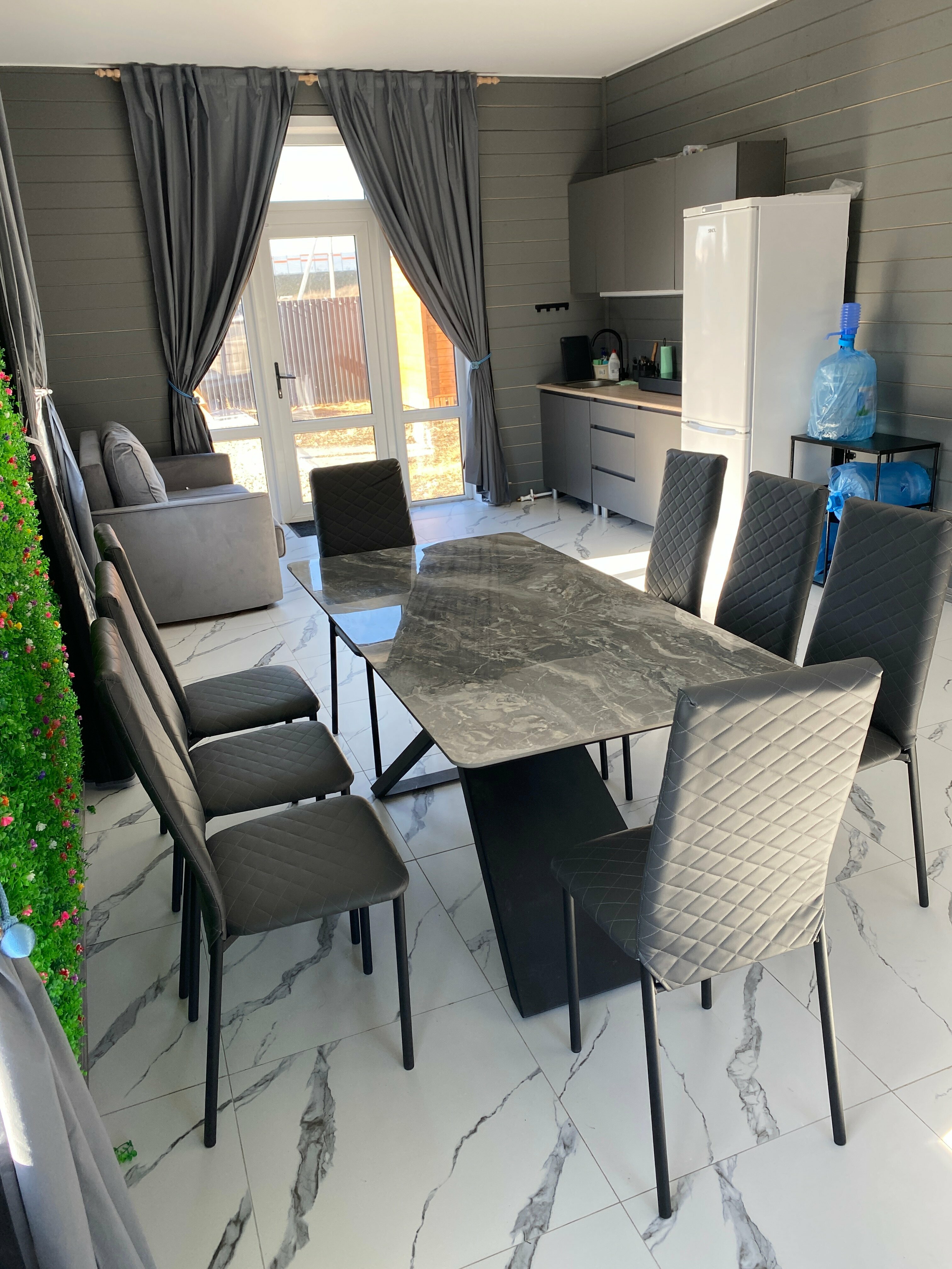 Каменный дом