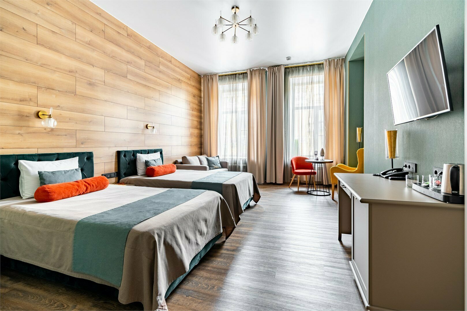 Улучшенный номер с 2 кроватями размера «queen-size»