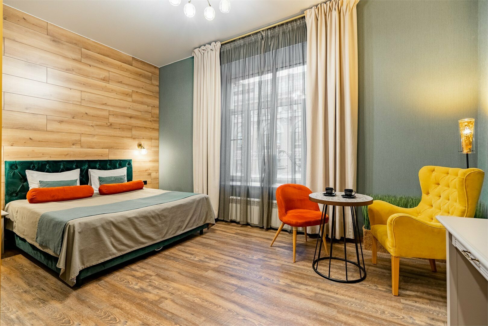 Стандартный номер с кроватью размера «king-size»