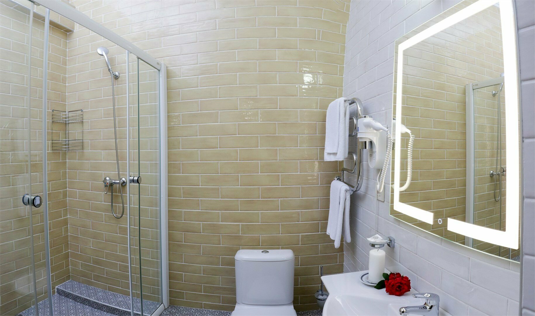 Улучшенный семейный номер