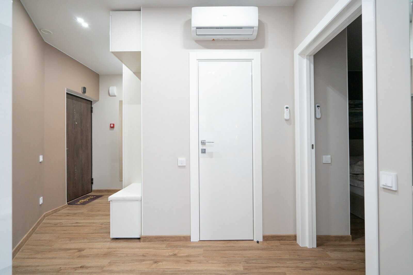 Апартаменты с отдельной спальней LS-LUX-ORANGE в cочных оттенках лета в Алуште - лучший вид на море с 14 этажа