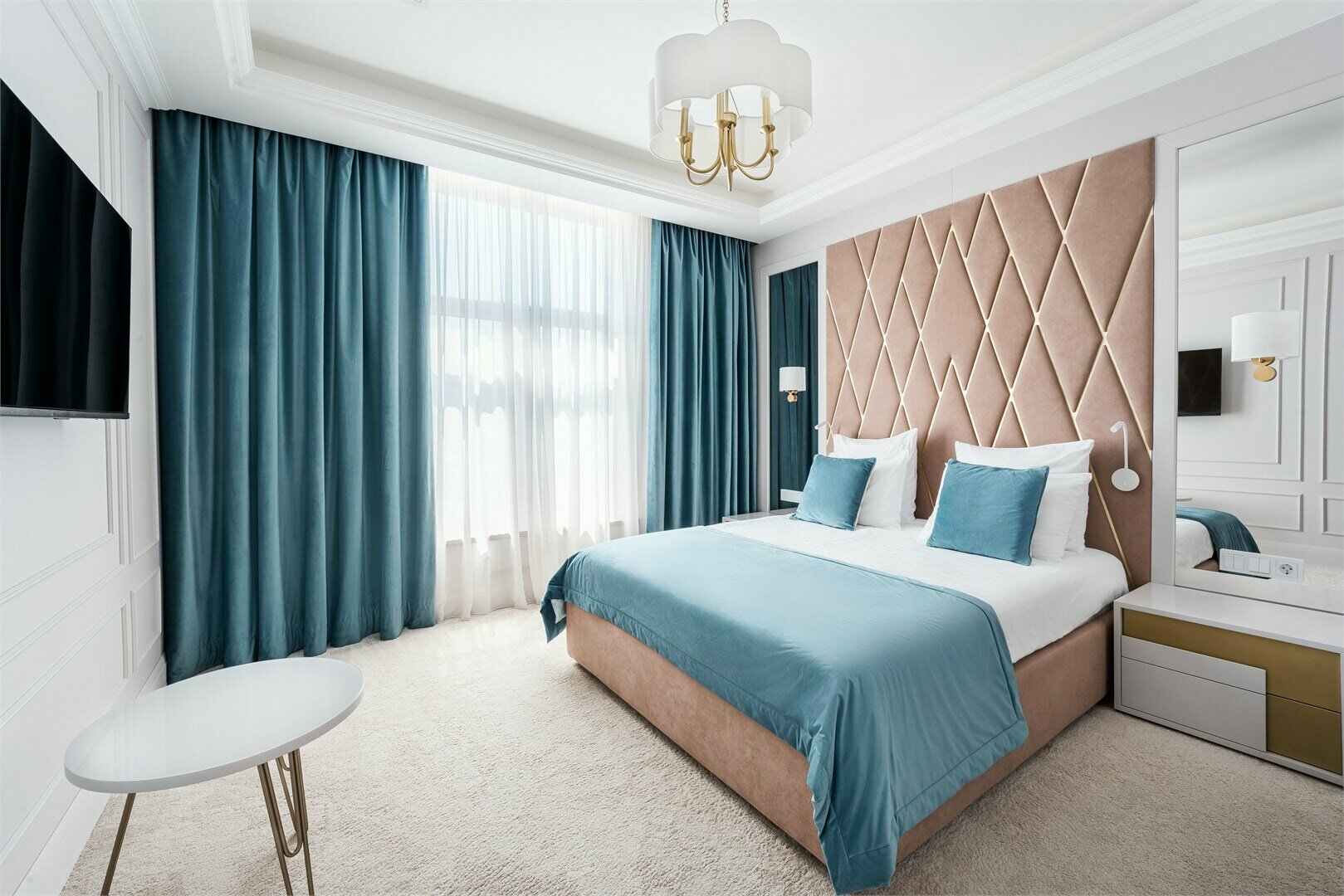 Студия Премиум