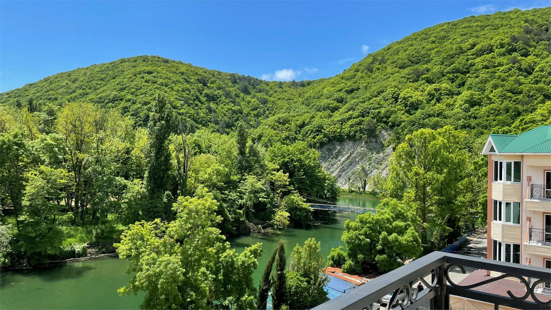 стандартный двухместный номер с балконом