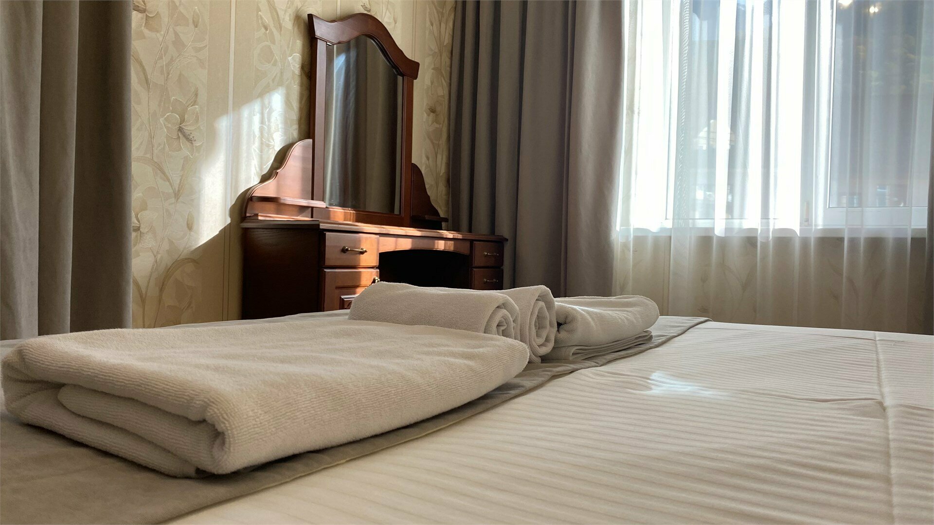 Четырехместный номер с видом на горы