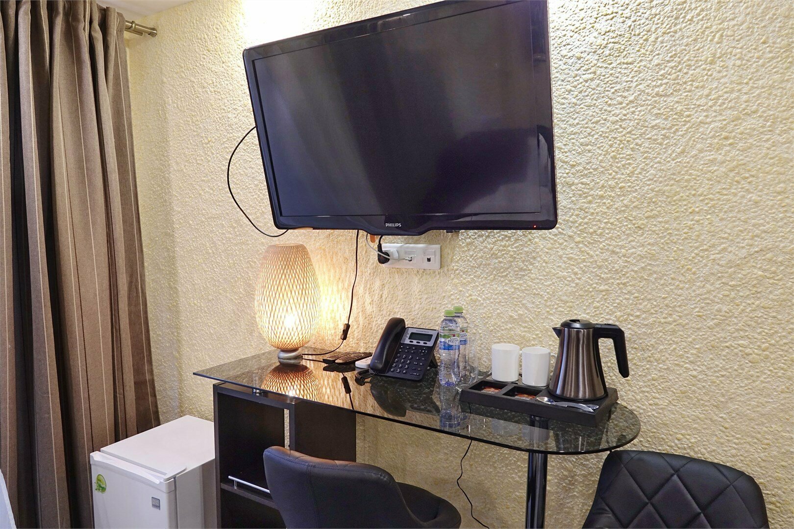 Улучшенный номер с большой круглой кроватью