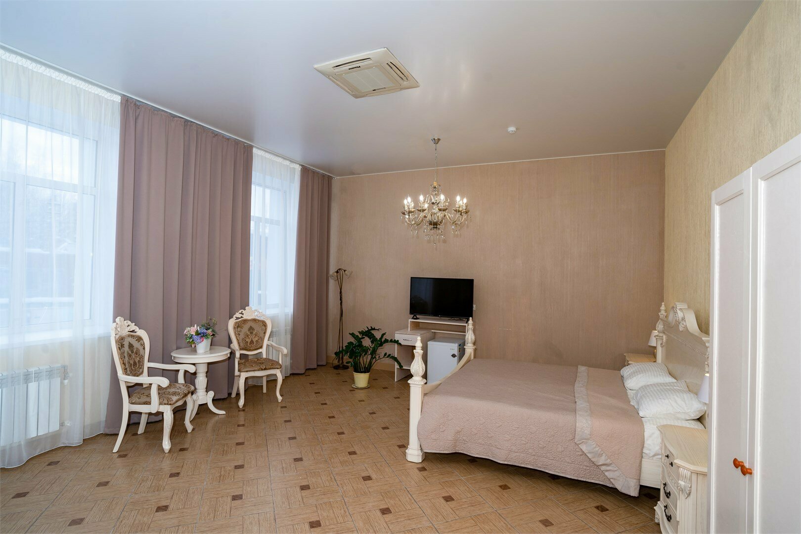 Номер Делюкс