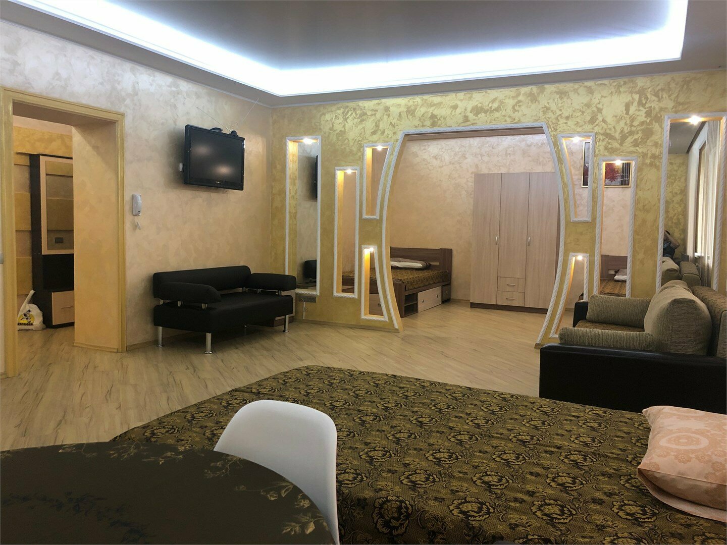 Апартаменты с душем