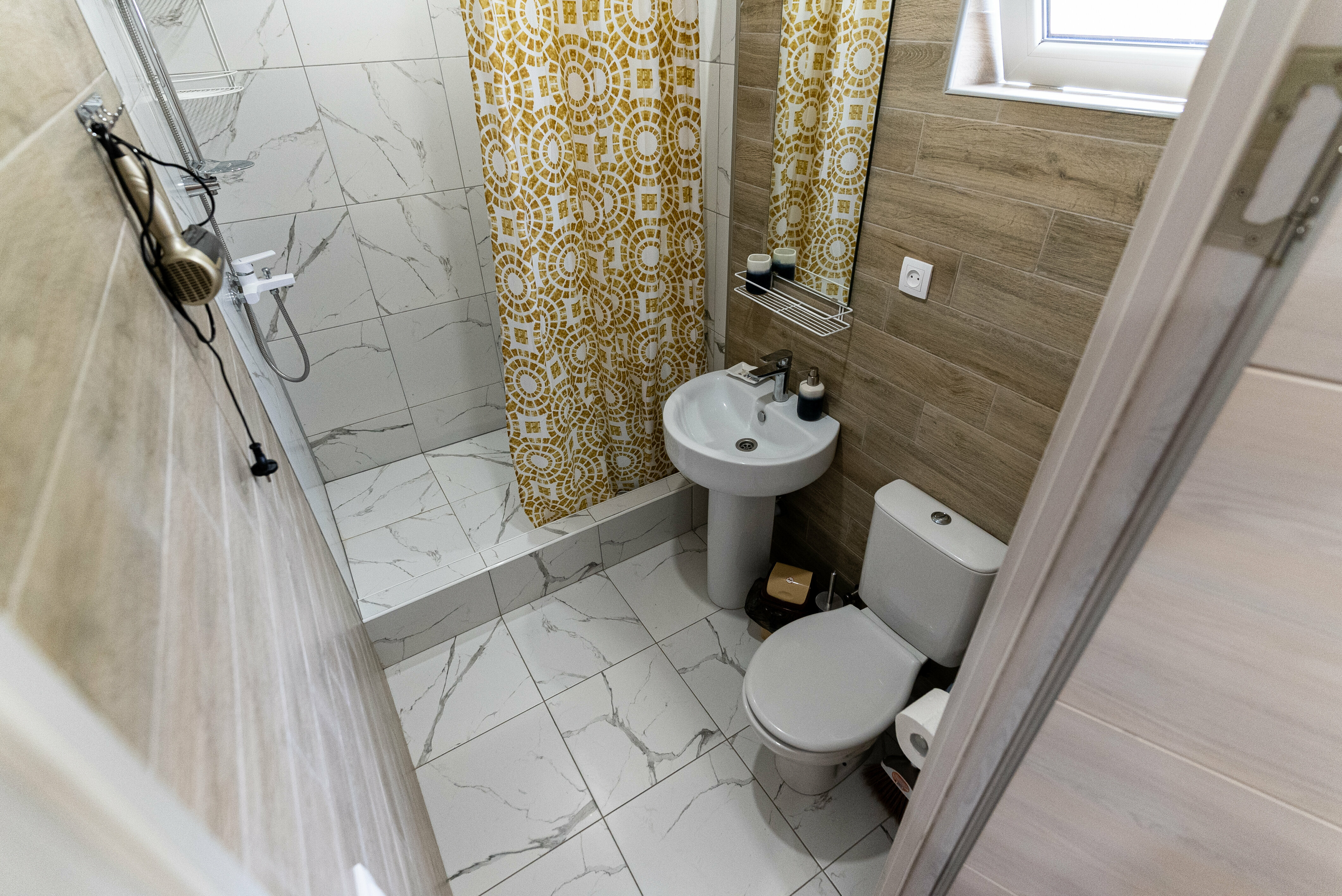 Квартира-студия Комфорт №2 - 2 односпальные кровати + 2 доп. места