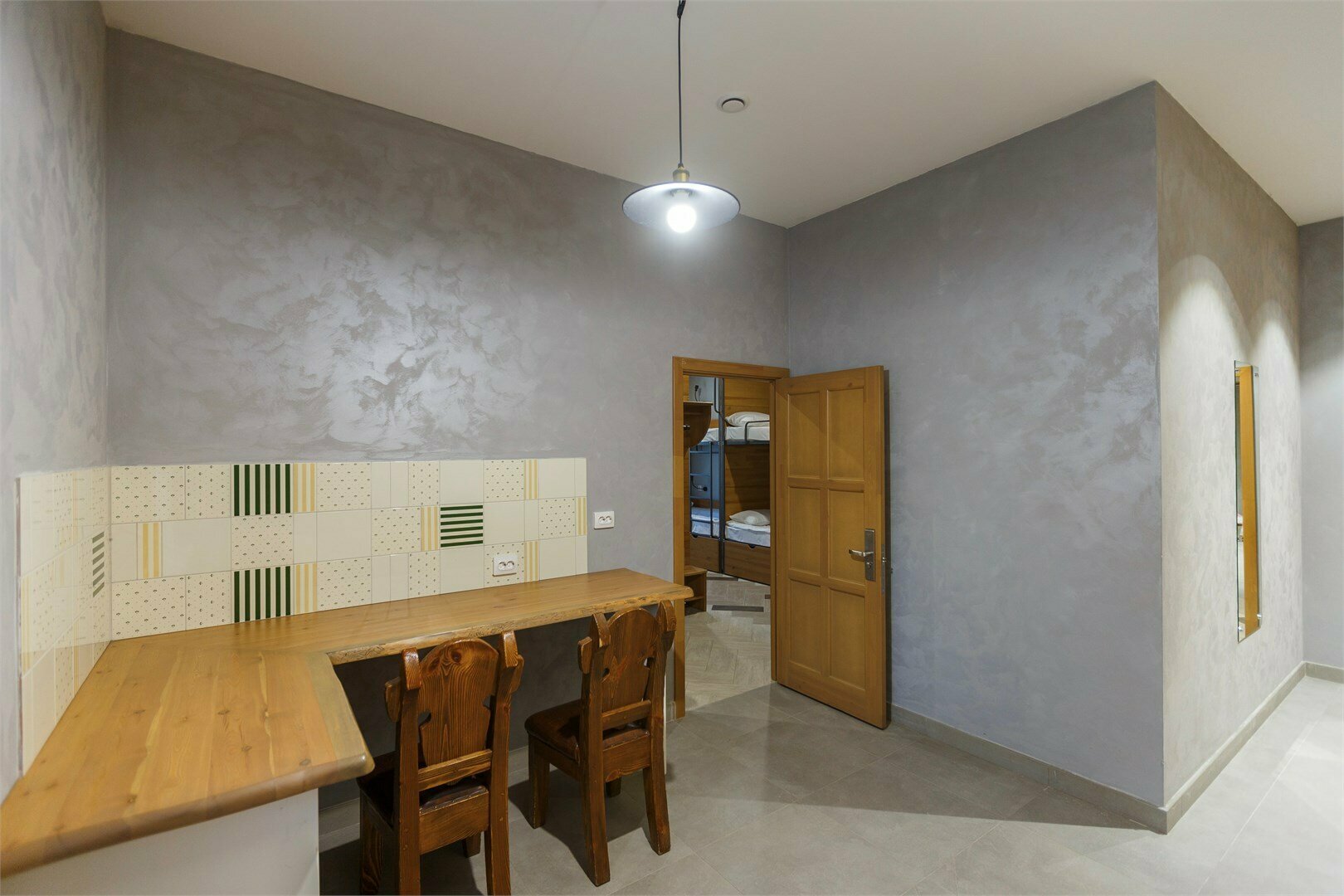 Хостел № 102 В ( от 6 до 12 мест без подселения, общая гостиная с № 102 А )