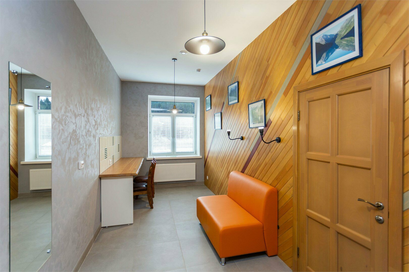 Хостел -  № 103 ( от 5 до 10 мест без подселения)