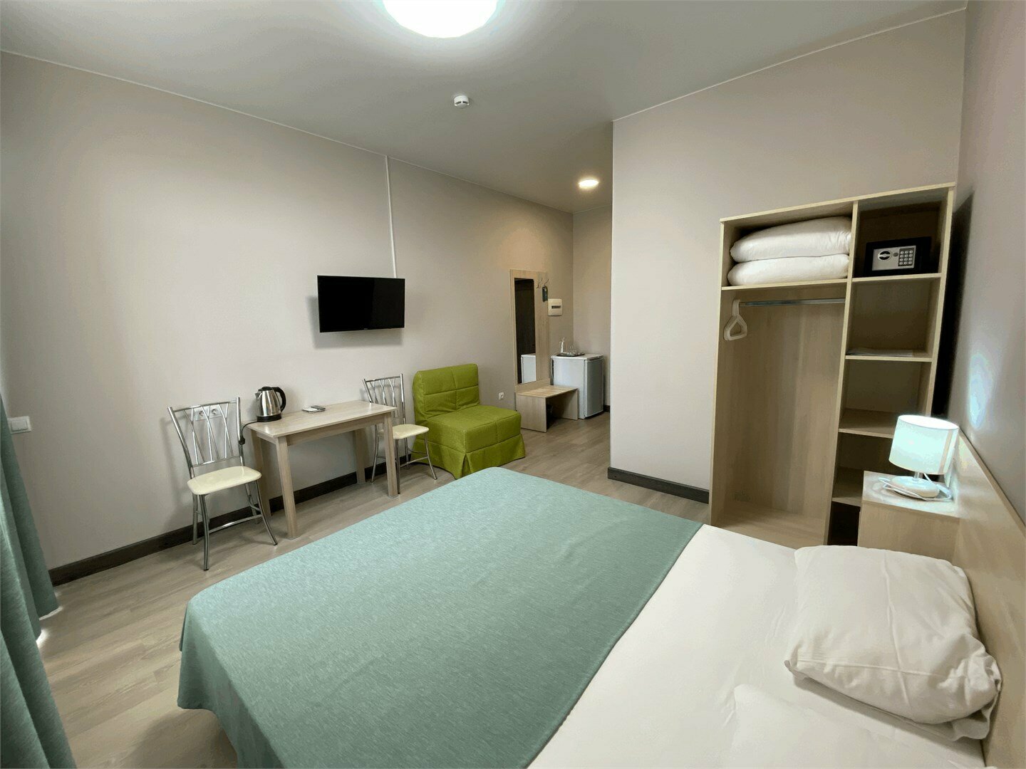 Стандарт с 1 двухместной кроватью  и доп. местом