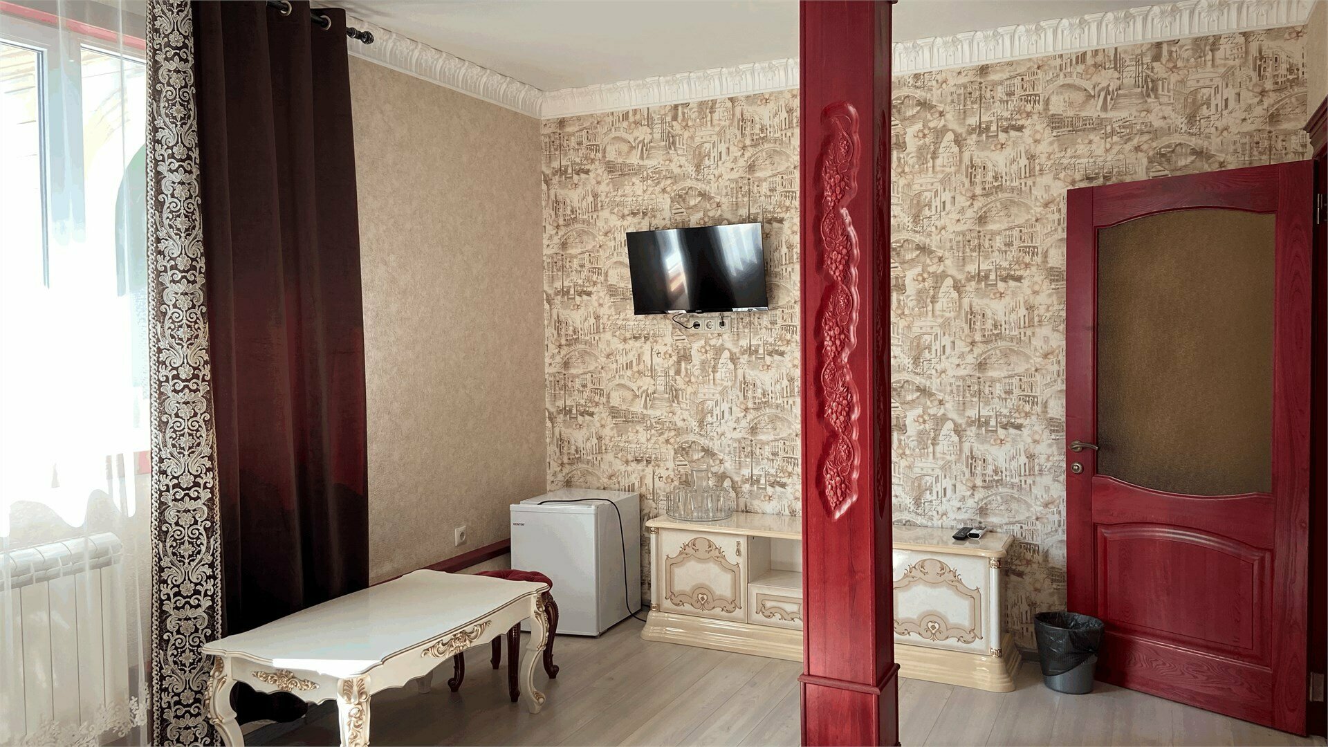 Люкс с балконом