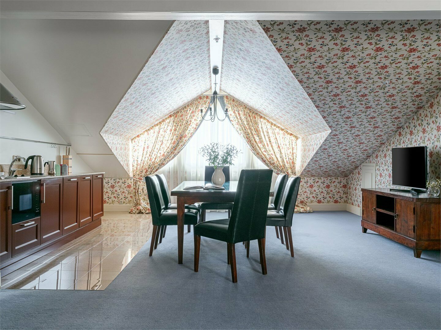 Дачный Семейный Апартамент (№7)