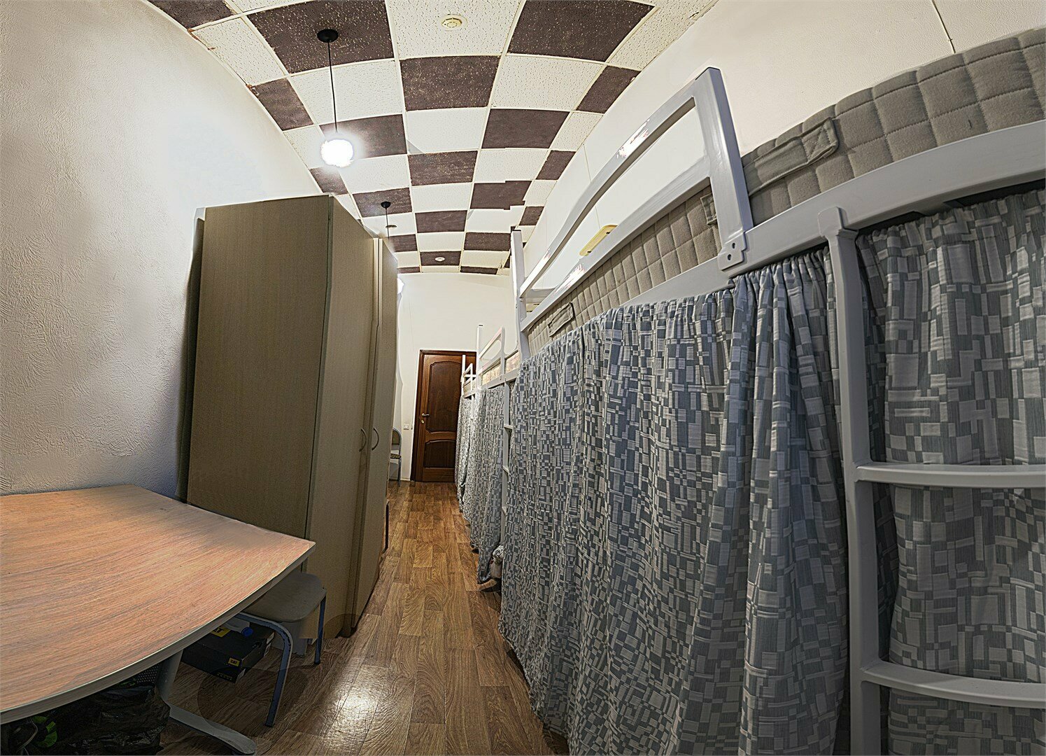 №10 (6-ти местный общий номер ) второй ярус