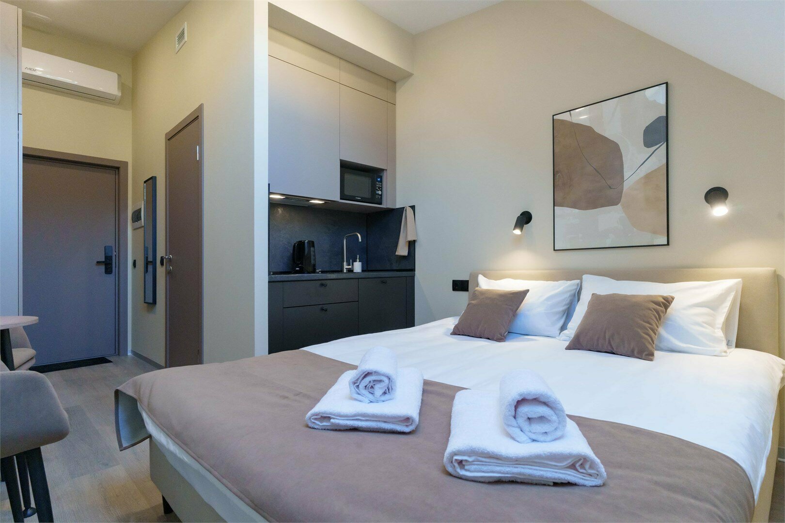 Студия Комфорт Мансарда