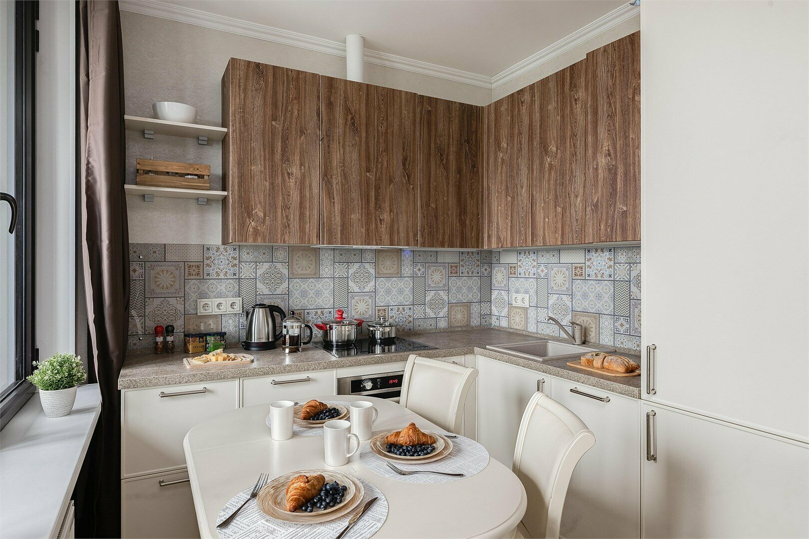 Sky Relax - 4х местные премиум апартаменты в "Савеловский-Сити" (37 этаж)