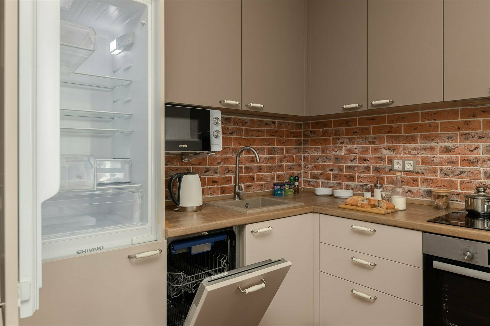 Vermont - 3х местные делюкс-апартаменты в "Савеловский-Сити" (15 этаж)