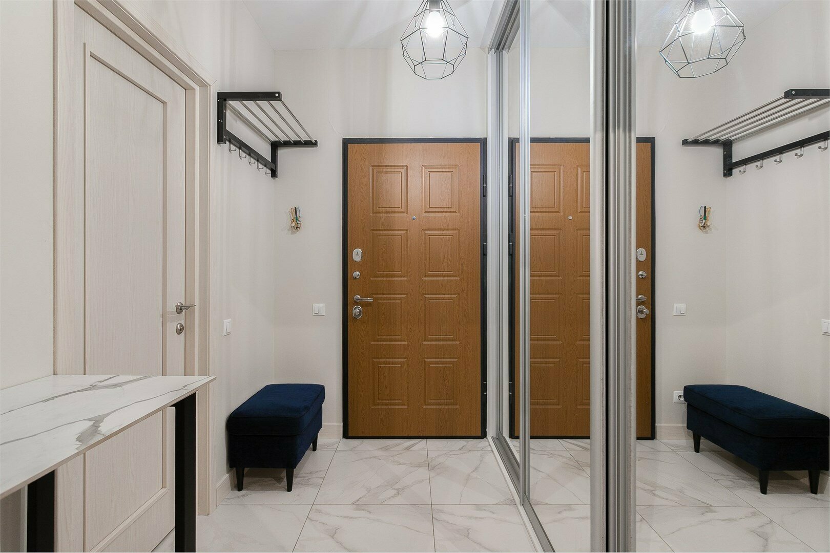 Latte - 3х местные делюкс апартаменты в "Савеловский-Сити" (10 этаж)