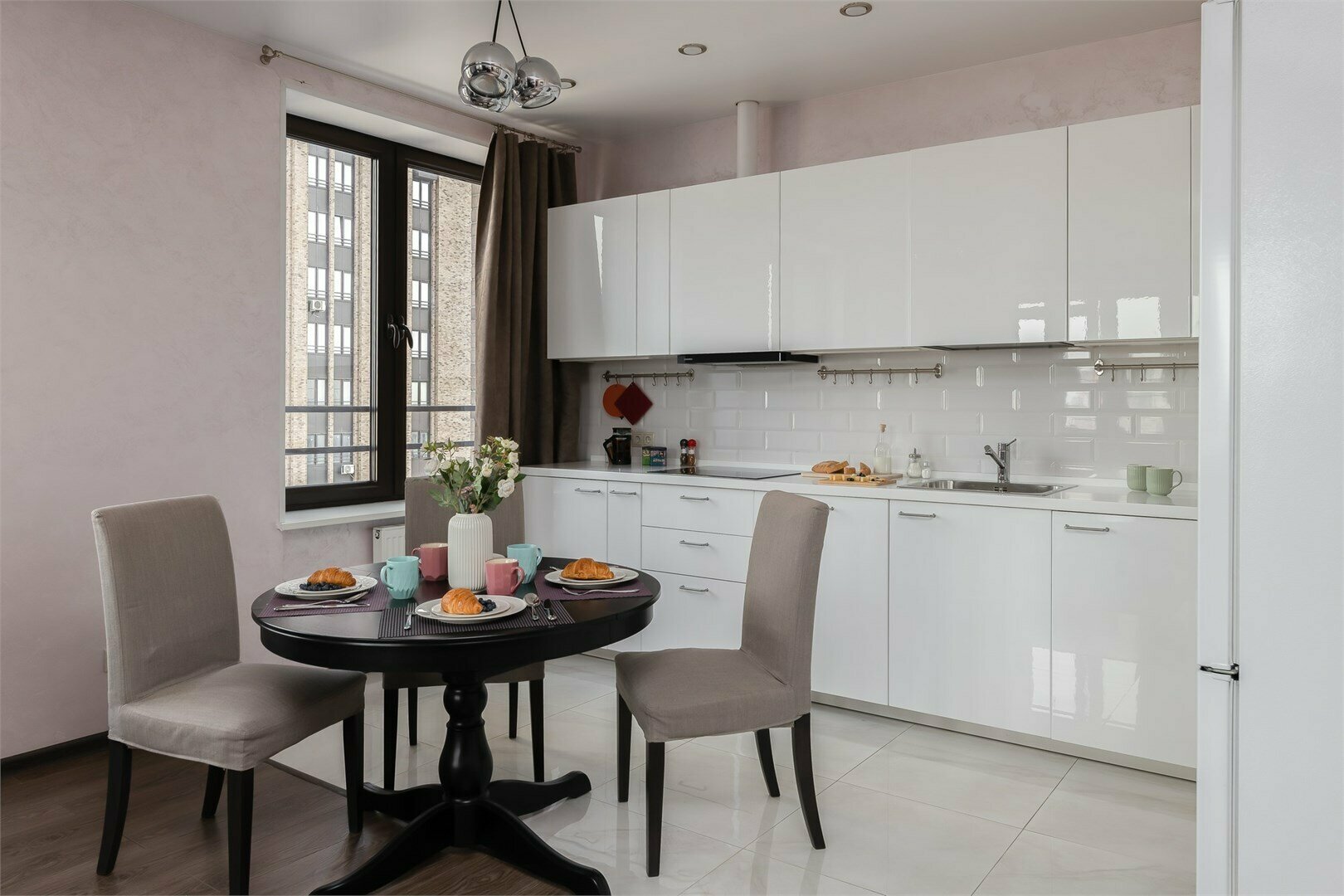 Siesta - 2х комнатные премиум апартаменты на 17м этаже в Савеловский-Сити (70 кв.м., до 5 гостей)