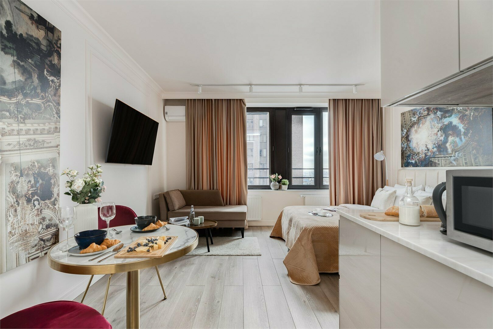 Renaissance - 3х местные премиум апартаменты в "Савеловский-Сити" (42 этаж)