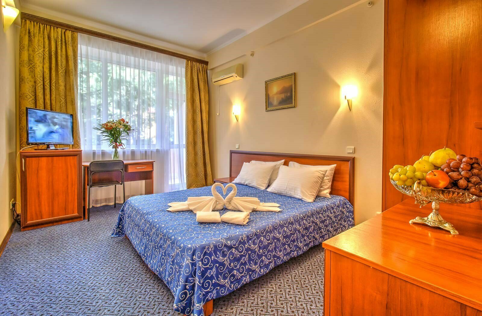 Стандарт Б вид на зеленую зону с балконом