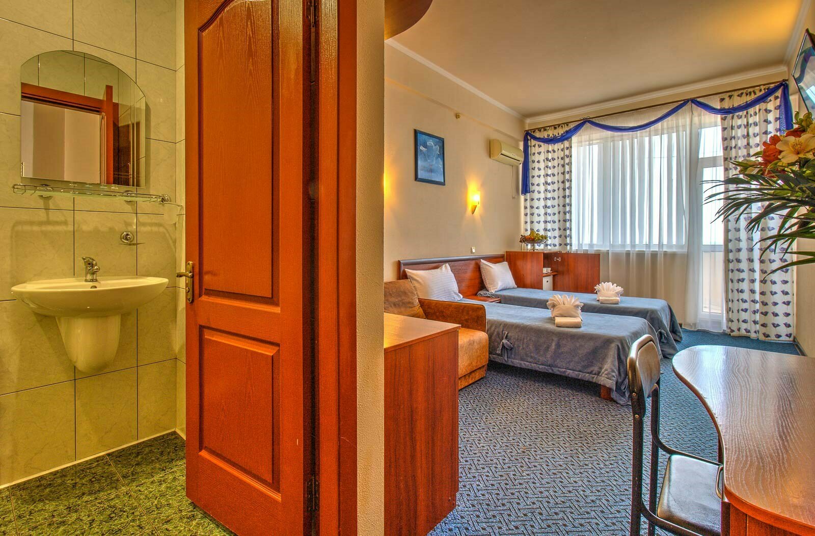 Стандарт вид на море с балконом