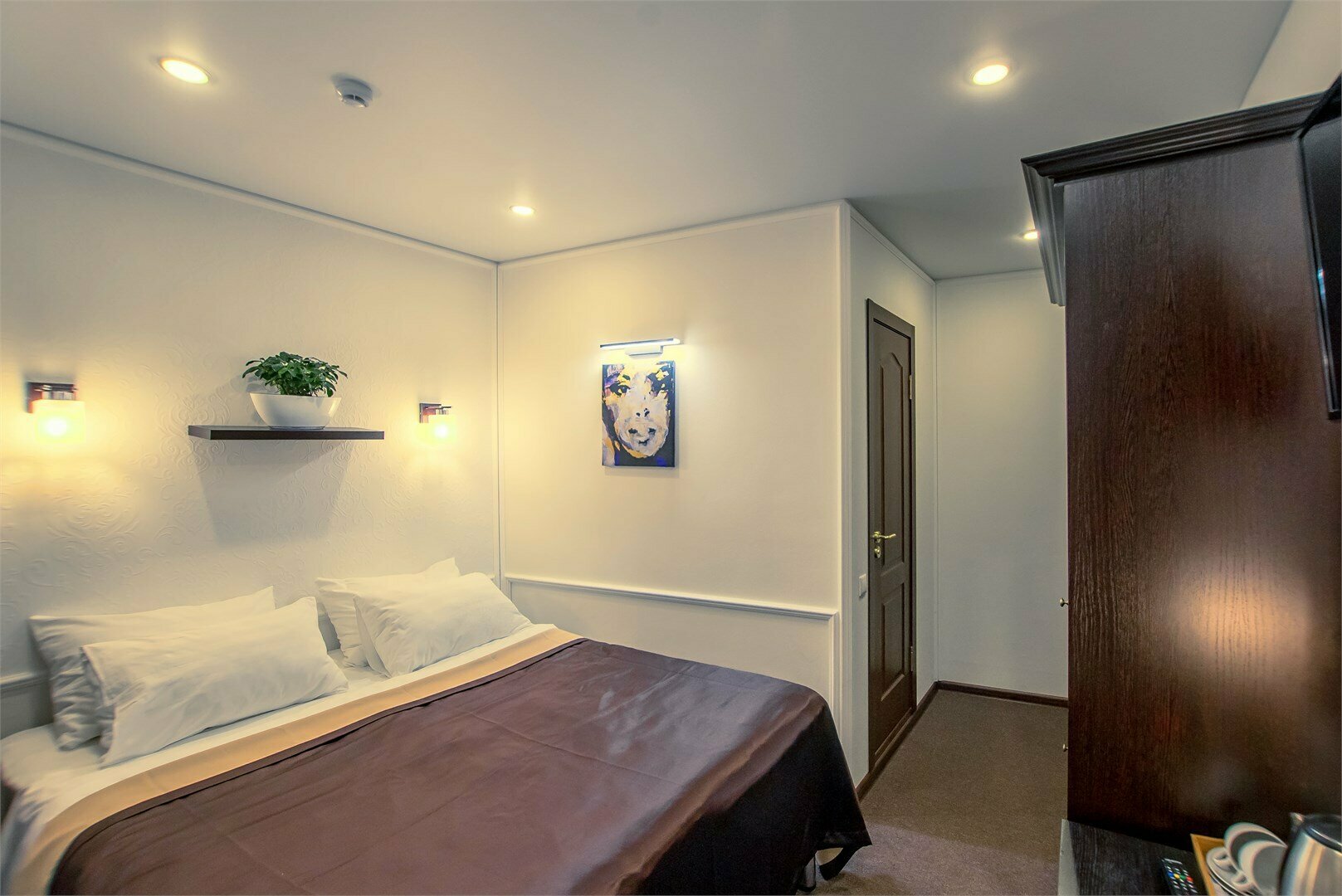 Небольшой номер Улучшенный двухместный с 1 или 2 односпальными кроватями