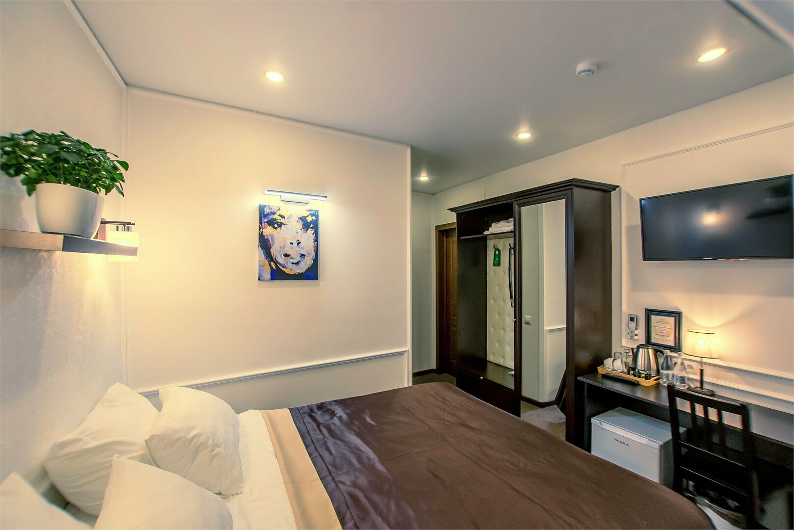 Небольшой номер Улучшенный двухместный с 1 или 2 односпальными кроватями