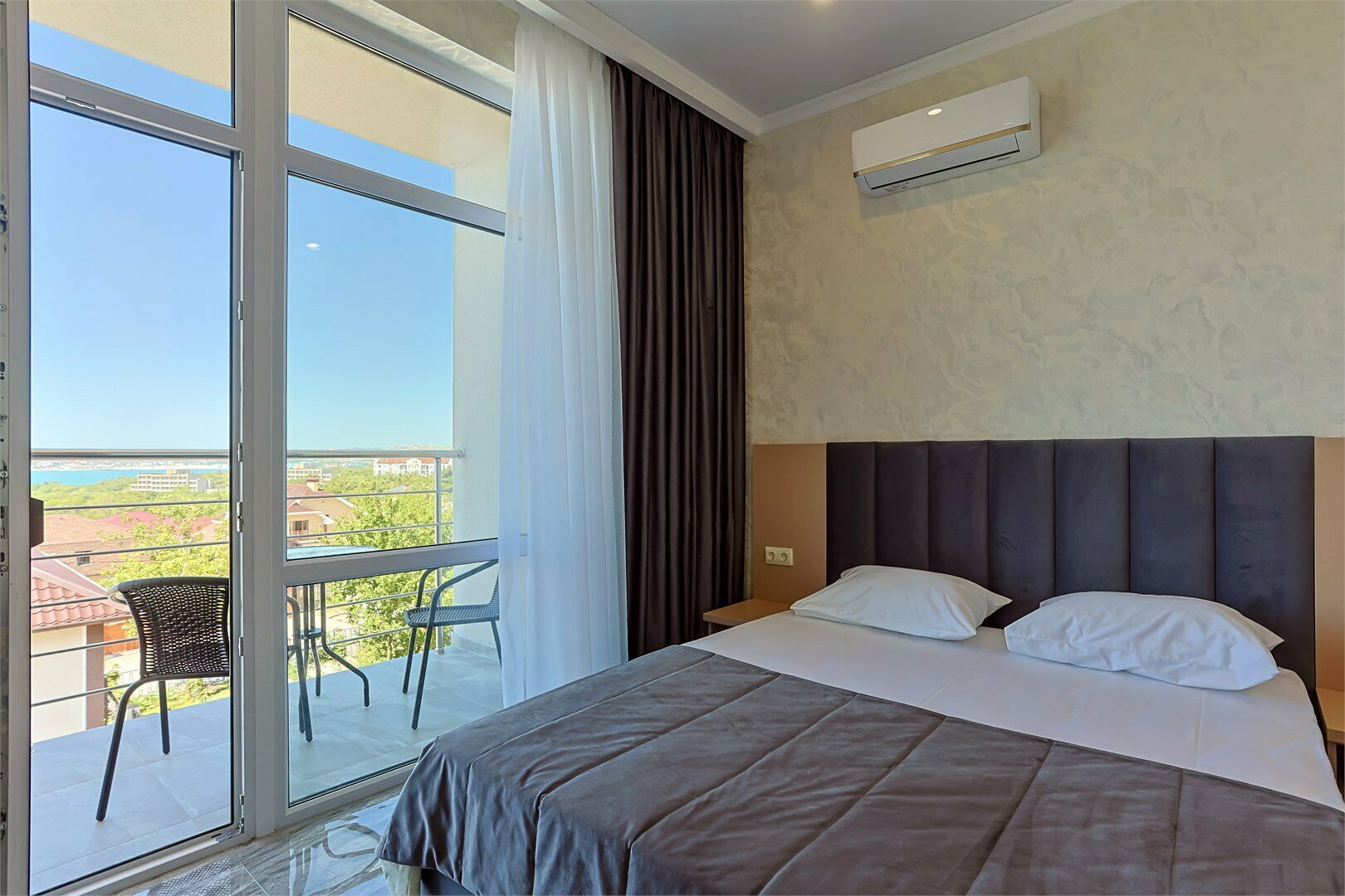 Двухместный с дополнительным местом