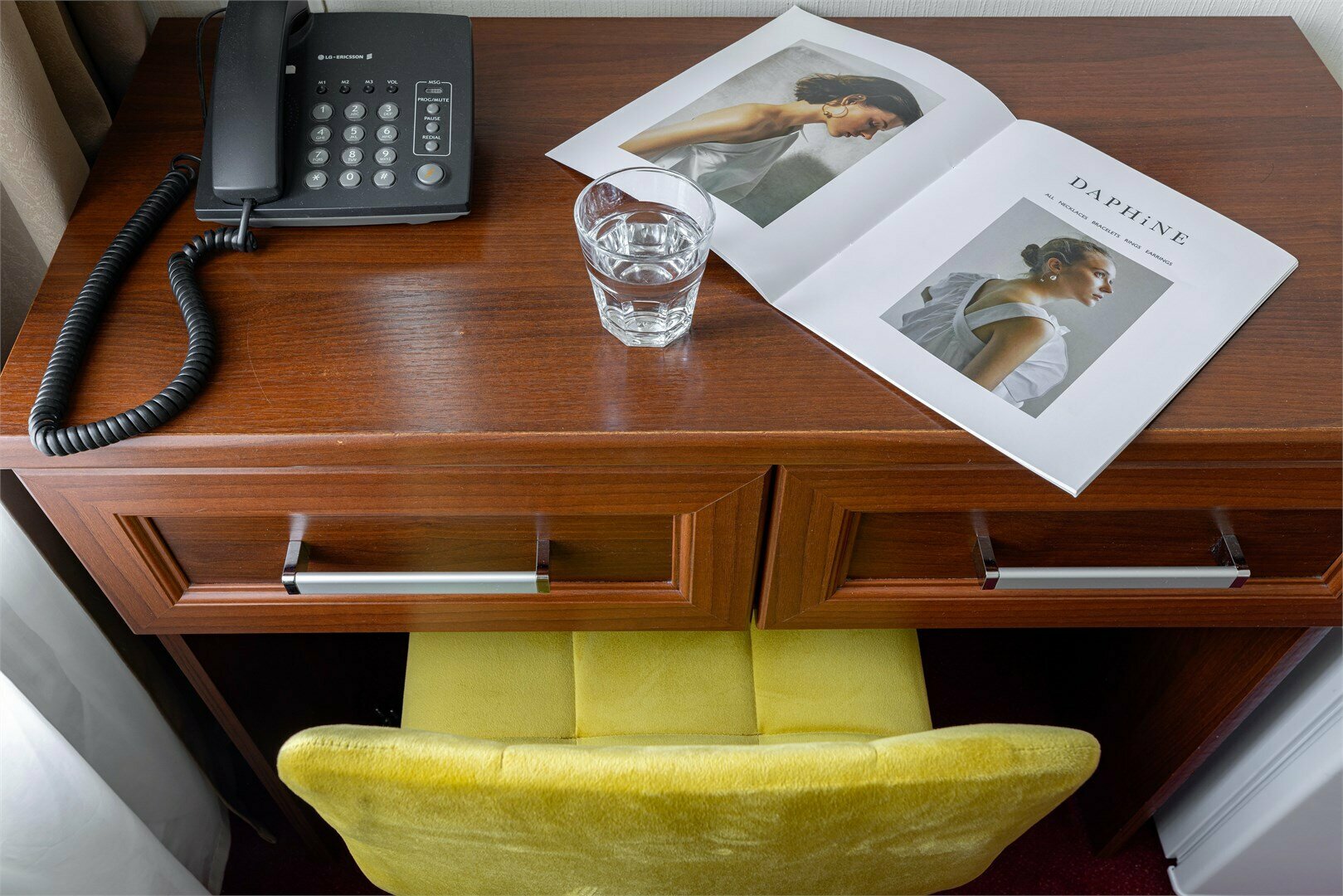 Стандарт с 2 раздельными кроватями и видом на Рубинштейна или во двор