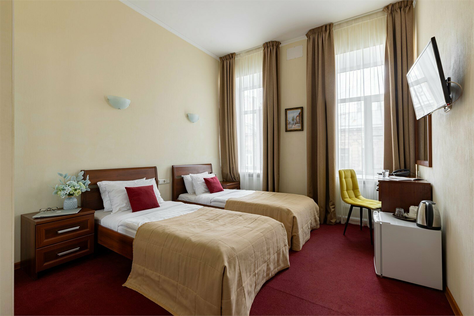 Стандарт с 2 раздельными кроватями и видом на Рубинштейна или во двор