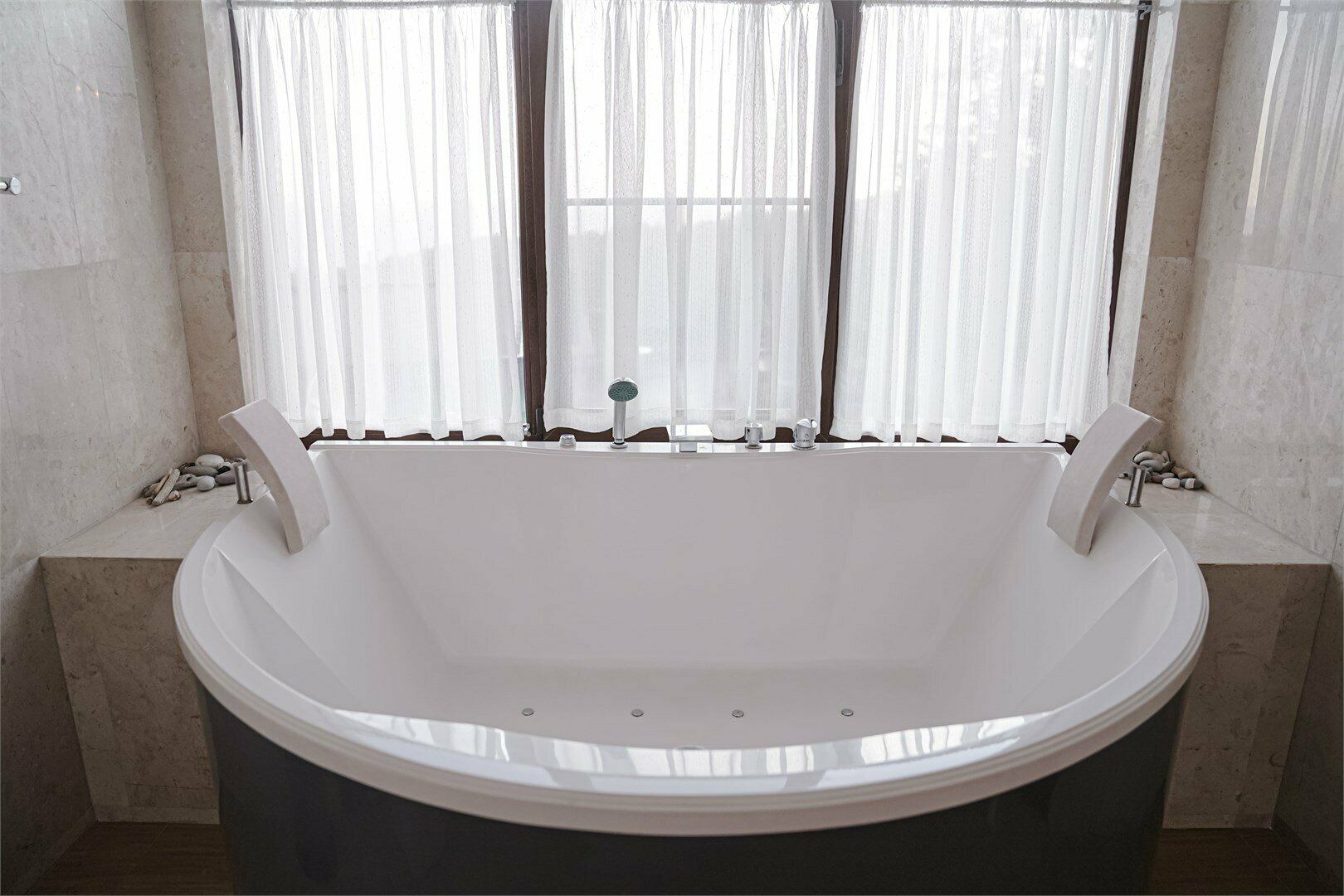 Люкс с кроватью размера «king-size» и видом на море