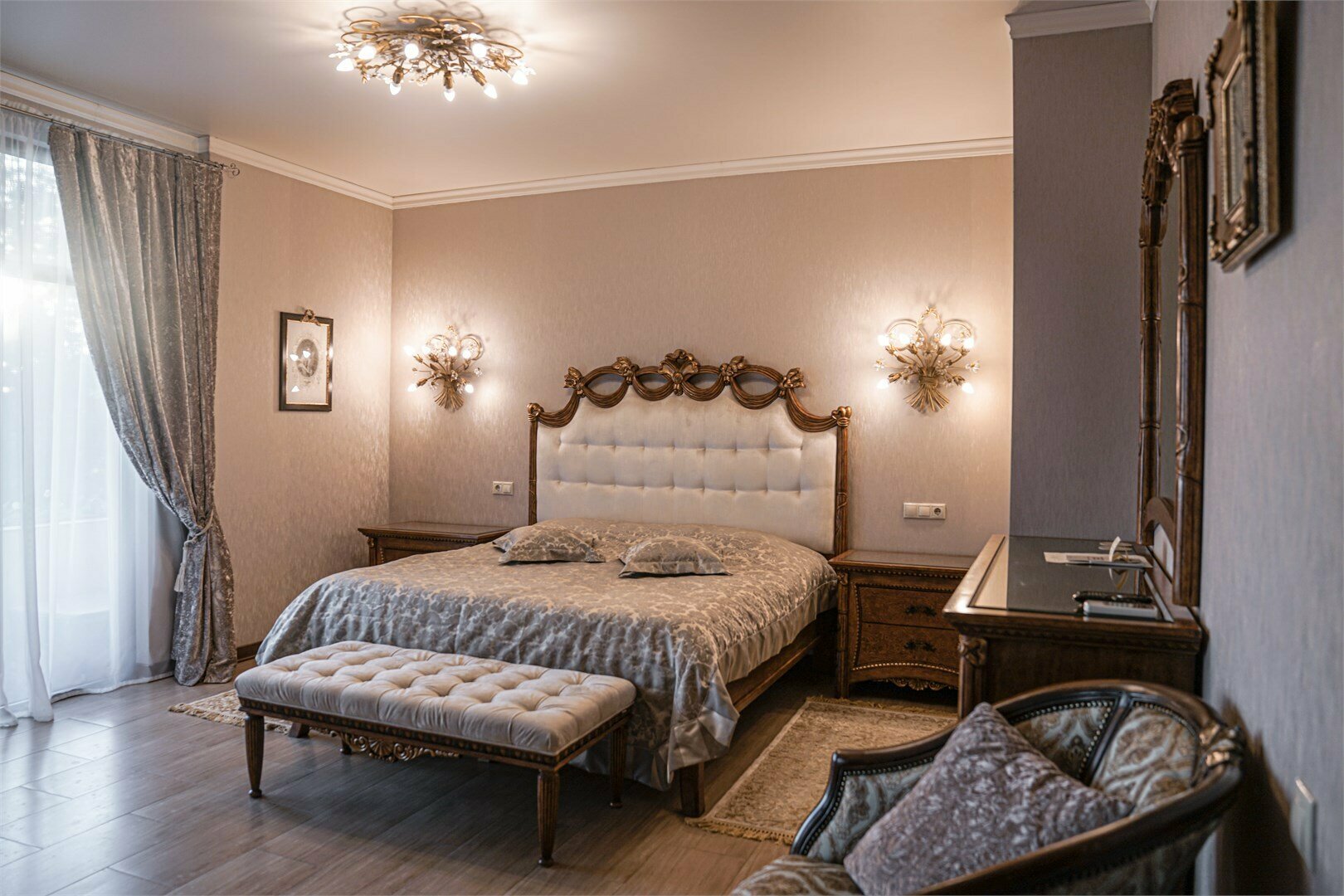 Люкс с кроватью размера «king-size» и видом на море