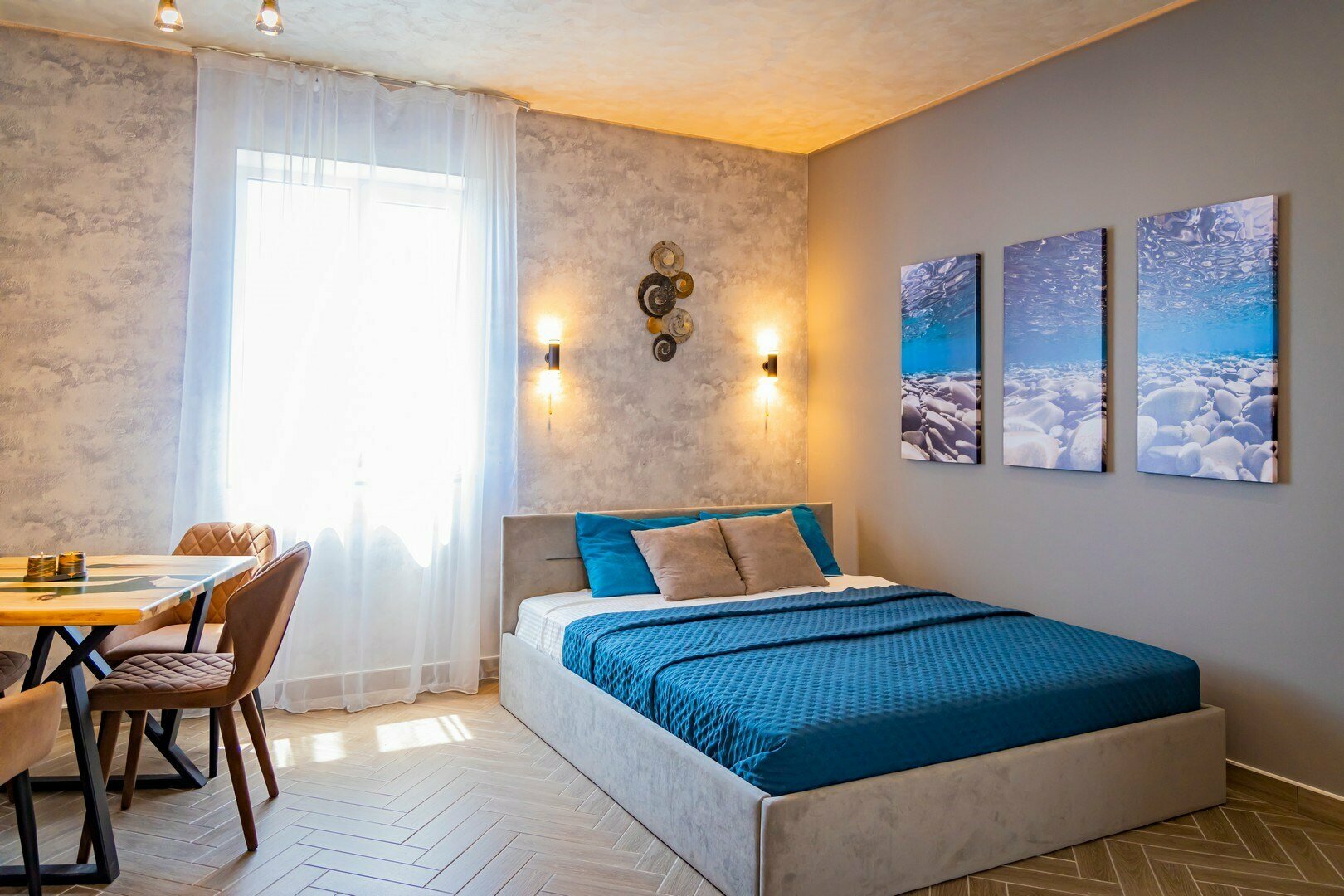 Superior double A [24]