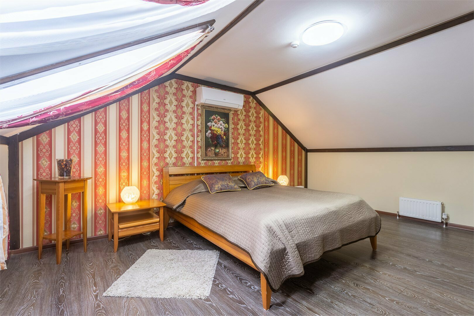 Люкс с кроватью размера «king-size»